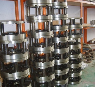 供應(yīng)青島拋丸機(jī)、耐磨件路面拋丸機(jī)、葉輪體、拋丸器-青島鑄誠(chéng)機(jī)械制造